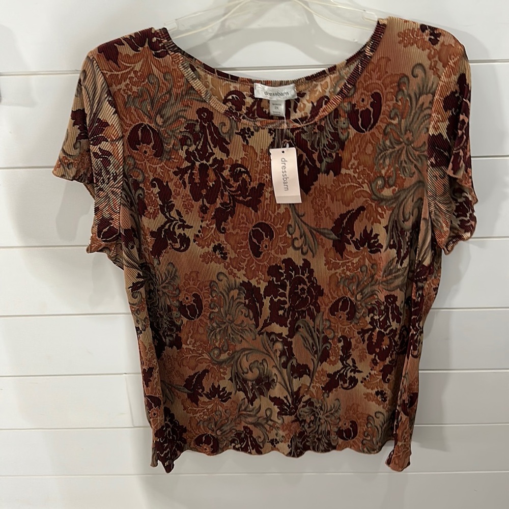 Women’s floral dress shirt
